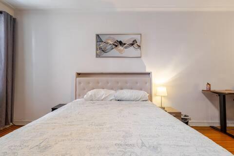 2 Large Bedrooms In Rego Park Apartamento